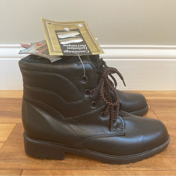 NWT Vintage Waterproof Black Leather Lined Insulated Winter Moto Boots 6.5 - Picture 4 of 12
